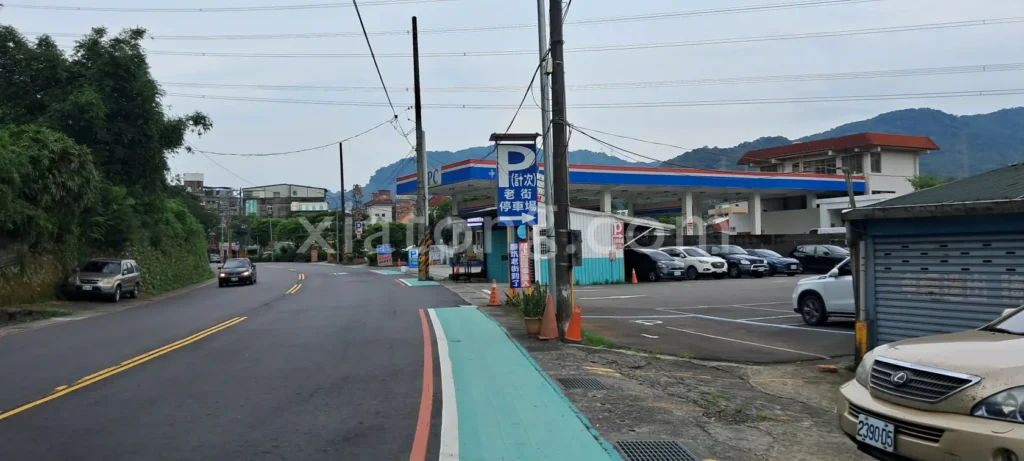 深坑老街停車場