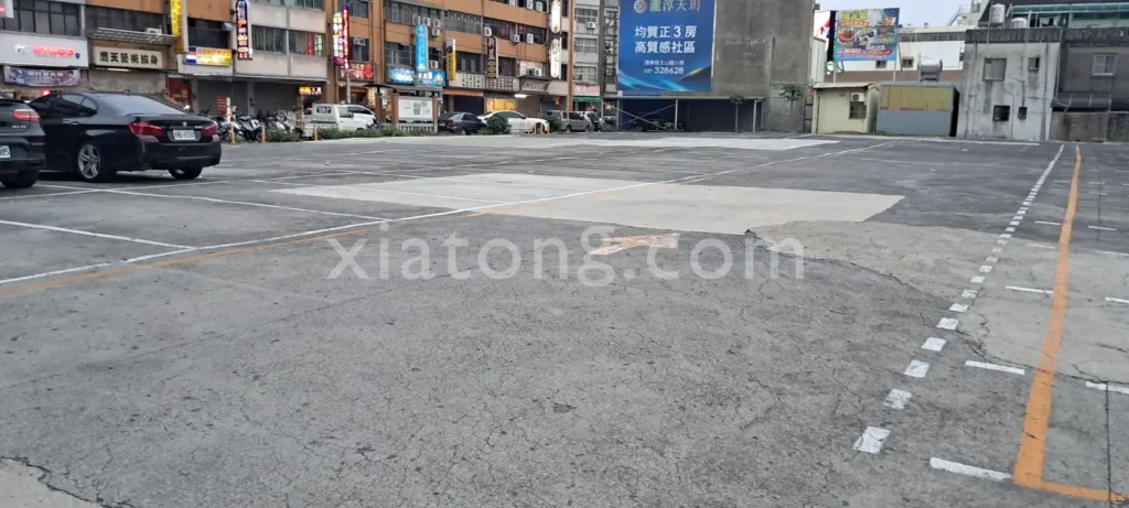 英才夜市停車場