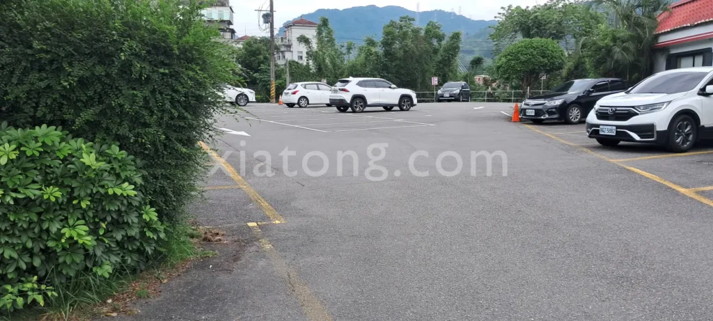 深坑老街停車場